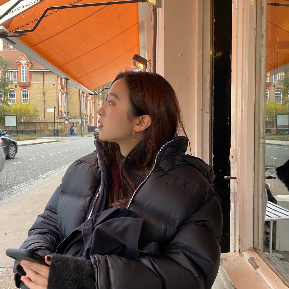 Meet your Posher, Helen